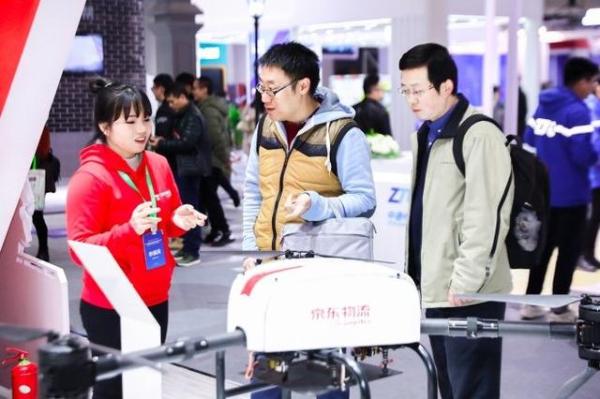 順豐、京東、中通、德邦、百世、蘇寧、菜鳥等名企炫技！物流人的飯碗還保得住嗎？