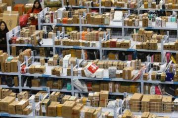中國快遞業務量連續6年居全球首位