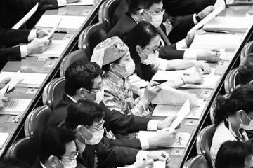 今年預算編制和財政工作 堅持精打細算