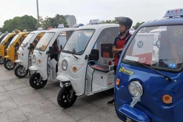 “違規(guī)三四輪電動車不能上路”，快遞該怎么送？