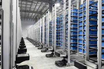 多家鞋服巨頭如何借助物流機器人實現效率翻倍？