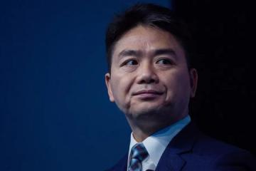 誰在管理京東？