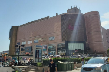 北京一大型商場倒閉，被租金和電商“壓垮”，如今慘淡收場