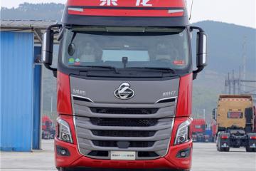 大馬力乘龍H7 LNG牽引車，按下燃氣車升級加速鍵！