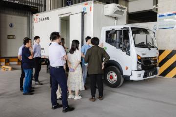 搶“鮮”一步，東風(fēng)極鮮蜂為城市冷鏈配送而來