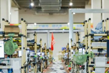 @跨境商家 芭比周邊全球賣爆了 發貨找菜鳥國際快遞“晚到必賠”