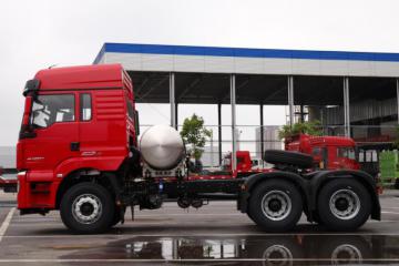 深耕燃?xì)庵乜I(lǐng)域，陜汽德御Q300牽引車助推行業(yè)升級(jí)