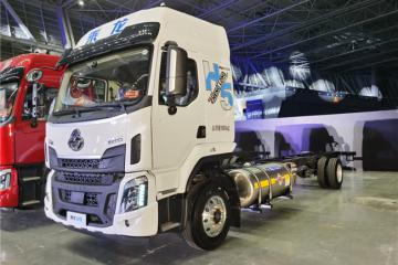 乘龍H5 LNG快遞車，快遞行業續航里程最長燃氣大單橋