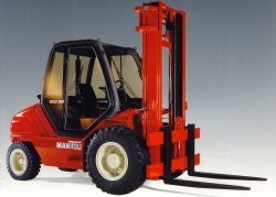 廣州天力: 法國曼尼通MSI 50內(nèi)燃平衡重叉車 