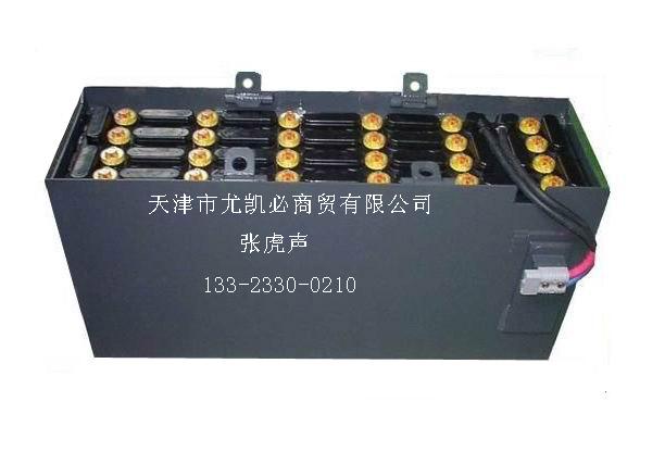 供應(yīng)克拉克叉車蓄電池