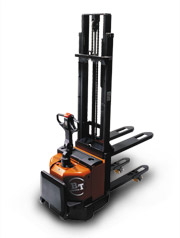 豐田BT系列SWE120L電動堆高機