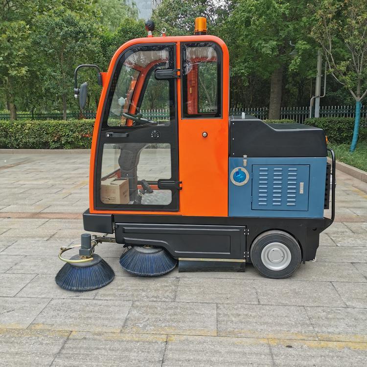  定制小型電動清掃車 全封閉式路面清掃車 電動四輪掃路車