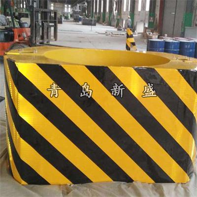 鐵跨公立交橋墩臺(tái)防撞保護(hù)裝置 公路橋墩黑黃相間醒目提示